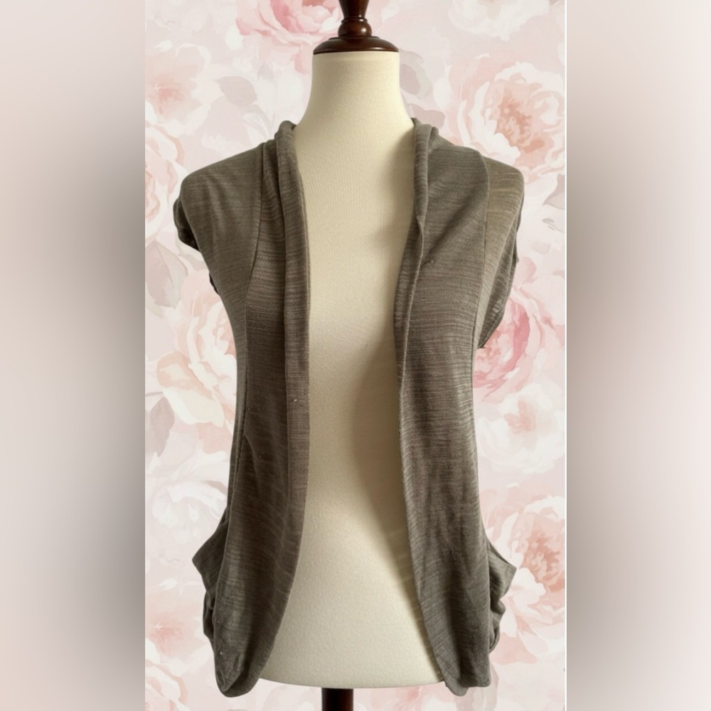 Speechless Sage Olive Green Open Lightweight BOHO sheer Lace Cardigan Size Small
